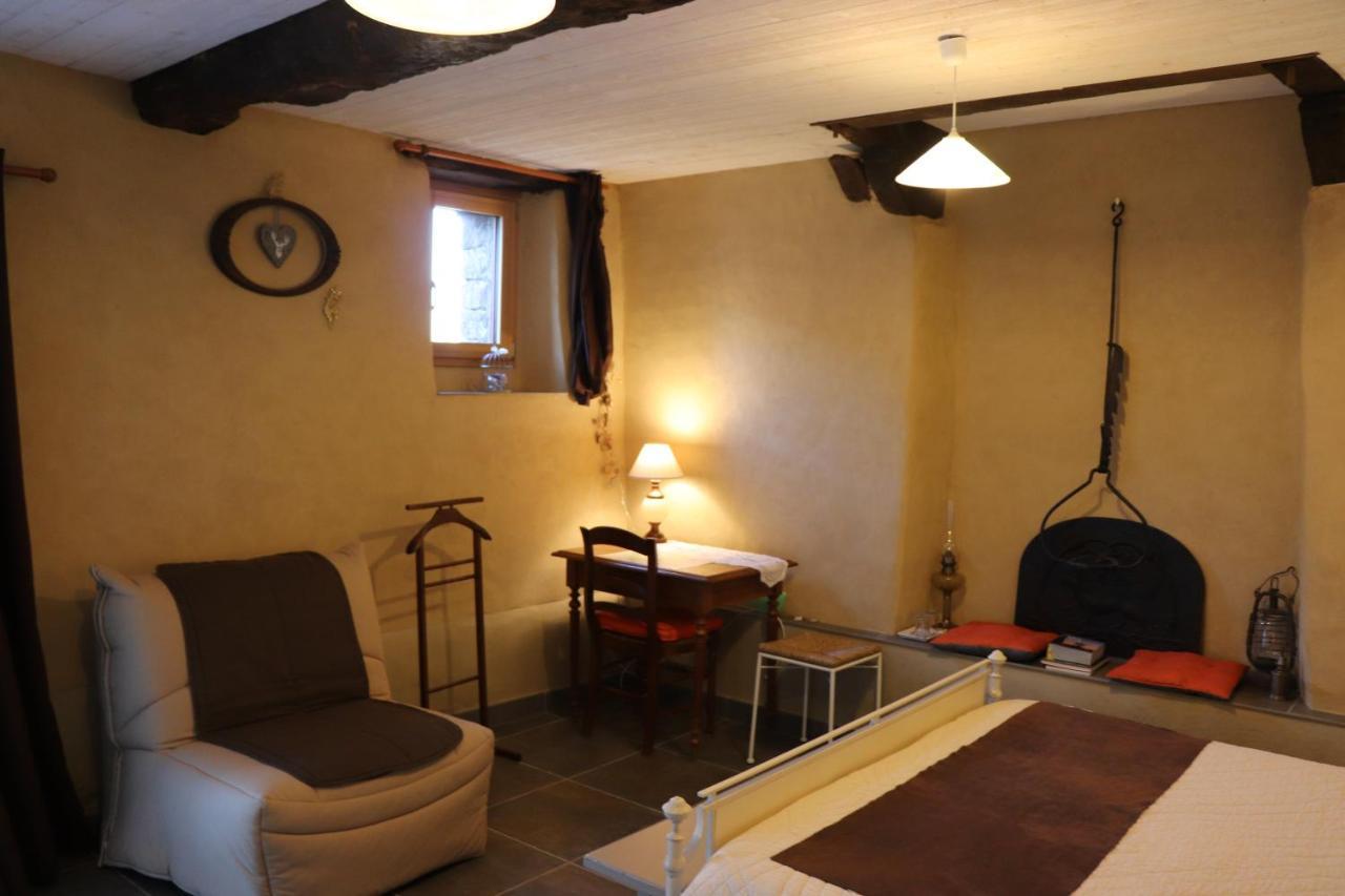 Chambres D'Hotes La Fontaine Garel 伊芬迪克 外观 照片
